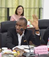 说明: http://cet.hnu.edu.cn/__local/1/A0/B0/B18C3A2DBD5D75462F8C976BE5B_4EEF1618_1A1A.jpg